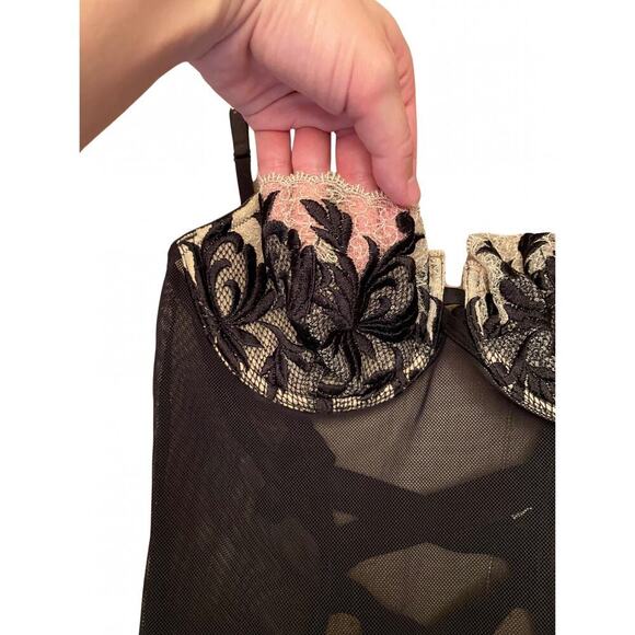 Victoria’s Secret Sexy Corset Bustier Sheer Black Neutral Size 36C 0511B - Picture 3 of 7